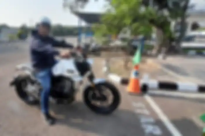 Ada 4 hal penting yang harus diperhatikan sebelum ujian praktik SIM C1 di Satpas SIM Daan Mogot Jakarta Barat dijamin langsung lulus.