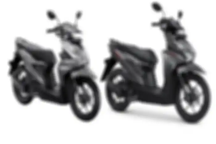 Honda BeAT Deluxe lama (kiri) dan baru versi standar (kanan).