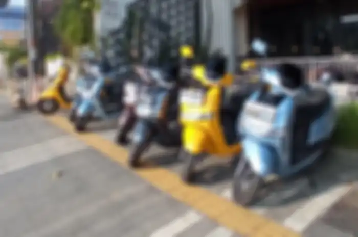 Motor listrik TVS iQube S belum dapat subsidi pemerintah.