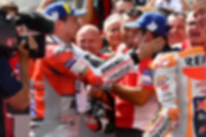 Jorge Lorenzo (kiri) orang Spanyol paling sukses di skuat Ducati pabrikan, rekor yang akan dipecahkan Marc Marquez (kanan) mulai MotoGP 2025 nanti