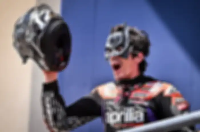Efek Marc Marquez jadi salah satu alasan Maverick Vinales berani ambil status pembalap MotoGP satelit di MotoGP 2025, masih ada fakta lainnya
