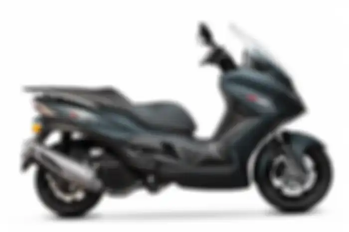 Meluncur motor matic baru kekar berotot bodi besar seperti Yamaha XMAX, kok kapasitas mesinnya cuma 125cc?