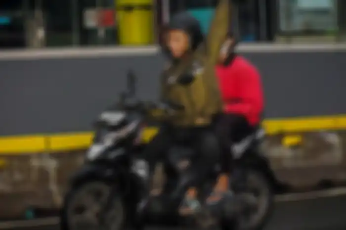 Jambret naik Honda BeAT Street beraksi di CFD Sudirman, Jakarta Pusat, Minggu (16/6/2024). 