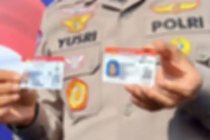 Biaya pembuatan SIM C1 ternyata sama dengan SIM C biasa yakni Rp 100 ribu dan biaya perpanjangan Rp 75 ribu.
