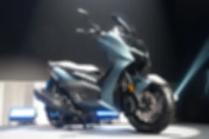 Muncul saingan Yamaha NMAX Turbo, skutik bodi bongsor mesin 350cc fitur dan teknologi canggih, tangki bensinnya jumbo.