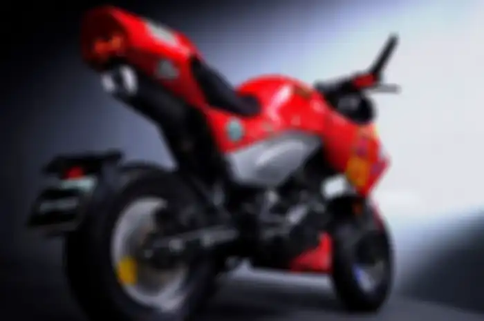 Modifikasi motor CFMoto Papio XO-1 terinspirasi film anime Akira.