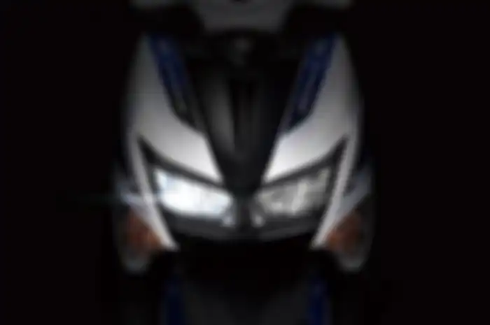 Tampak lampu depan motor baru yang harganya mirip-mirip Yamaha NMAX Turbo.