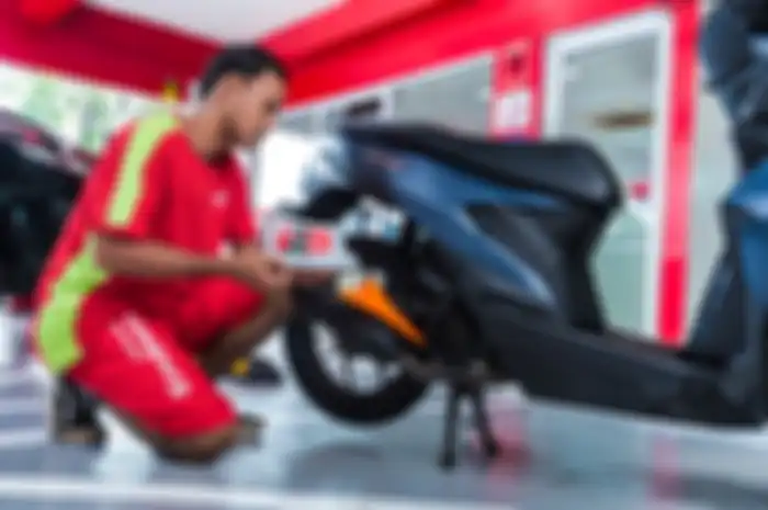 Oli Pertamina Enduro untuk motor, hindari oli palsu. 