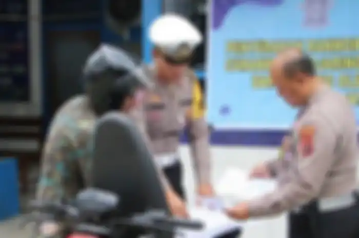 Motor curian Yamaha X-Ride terjaring razia Operasi Patuh Cartenz 2024, kini dikembalikan ke pemiliknya. 