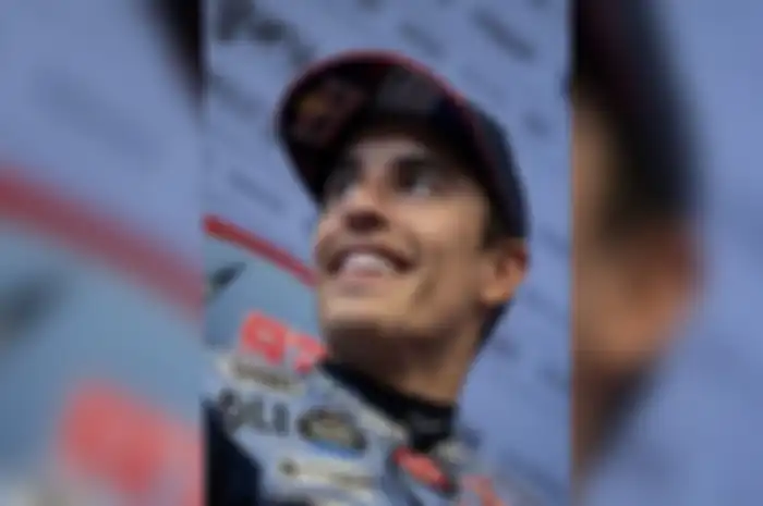 Salah satu mantan juara dunia MotoGP bilang Marc Marquez lebih hebat dari Valentino Rossi.