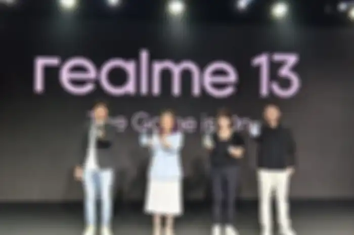 realme resmi memperkenalkan realme 13 degan banyak fitur gaming yang menarik di kelas harga 3 jutaan