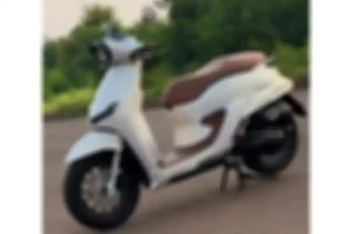Modifikasi motor Honda Stylo 160 gaya kalcer garapan DJ Custom.