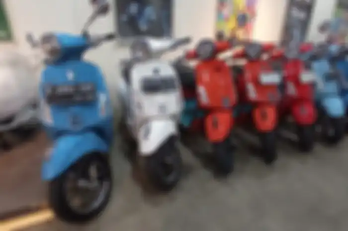 Vespa Primavera 150 seken dijual di diler Vescooter Kemang, Jakarta Selatan.