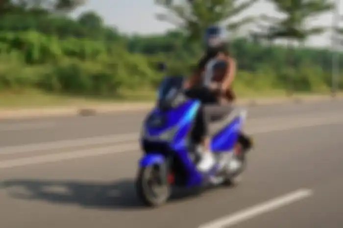 Strategi United E-Motor akrabkan motor listrik, dari roadshow sampai test ride.