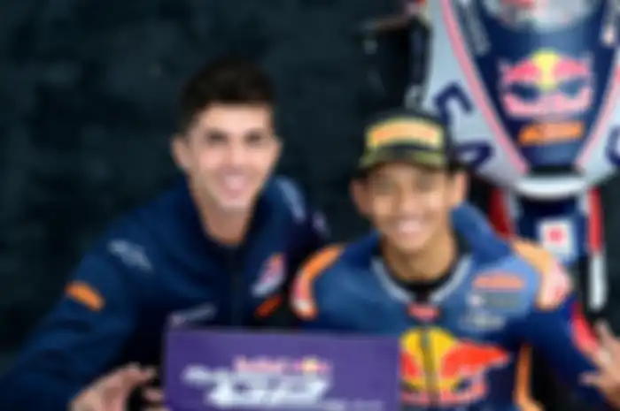 Bikin Haru Veda Ega Pratama Persembahkan Podium Perdananya di Red Bull Rookies Cup Untuk Indonesia  