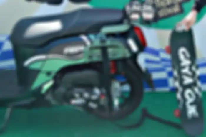 Yamaha Fazzio dirombak agar bisa bawa papan skateboard