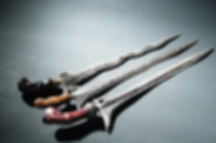 Keris diakui UNESCO sebagai warisan budaya tak benda asli Indonesia bukan semata-mata karena bentuk fisiknya. Banyak nilai luhur yang terkandung di dalamnya.