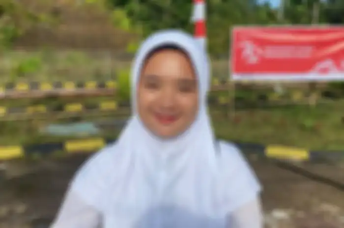 Siswi SMA Riding Naik Motor Malaysia-Indonesia Setiap Hari Demi Masuk Sekolah