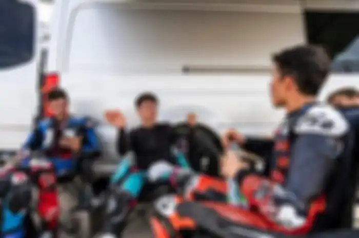 David Alonso latihan bareng Alex dan Marc Marquez