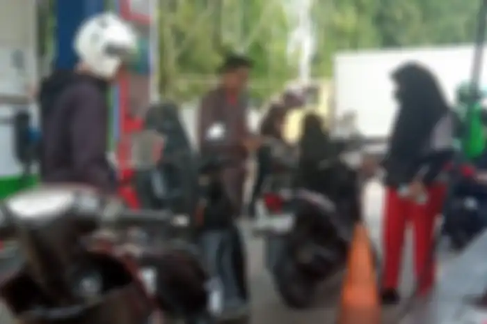 Dari total 7.751 Stasiun Pengisian Bahan Bakar Umum (SPBU) Pertamina yang tersebar di seluruh wilayah Indonesia, hanya 3 persen yang tidak lagi menjual Jenis BBM Khusus Penugasan (JBKP) Pertalite.