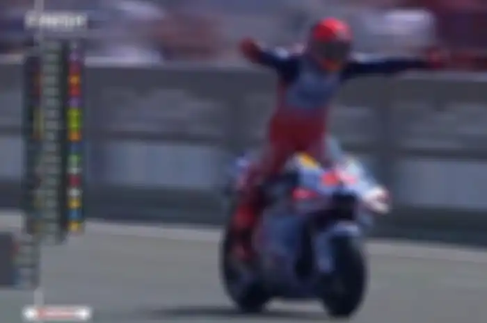 Marc Marquez tampil ngeri di MotoGP Aragon 2024, Pecco Bagnaia apes gara-gara insiden ini.