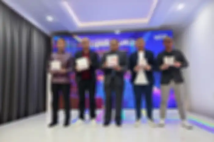 Signify menghadirkan sejumlah lampu dan led strip pintar yang tersambung dengan aplikasi menggunakan branding WiZ