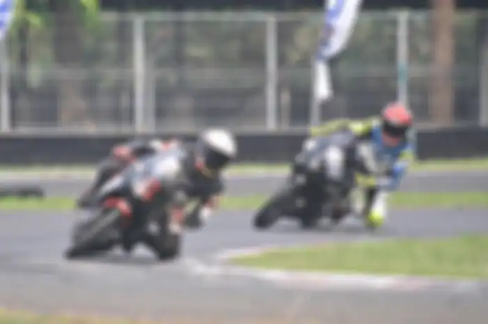 Suzuki GSX-R150 turun balap Suzuki Owners Fun Race 2024 di Sentul International Karting Circuit (SIKC) Bogor, Minggu (1/9/2024).