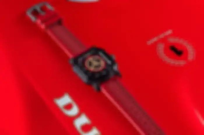 Jam Ducati buatan Gerald Charles