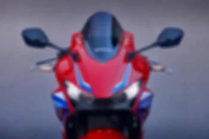 Honda CBR500R.