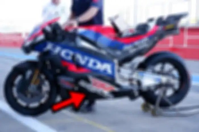 Honda RC213V versi tes ada logo merek oli pengganti Repsol?