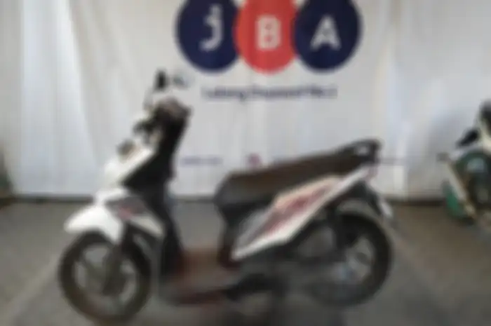 Motor murah Honda BeAT di Jakarta buka harga Rp 4 juta.