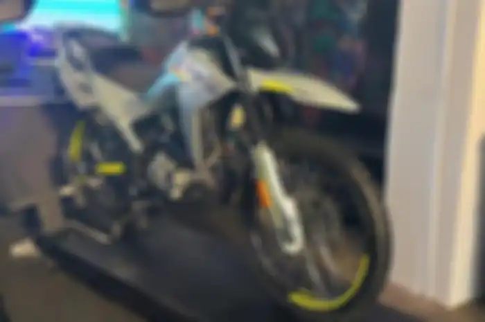 Motor trail baru penantang Honda CRF150L, CFLite Dual 200.