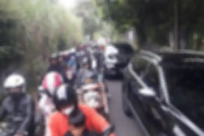 Bikers gak perlu capek naik motor, Kemenhub sediakan bus ke Puncak Bogor tarif Rp 15 ribu.