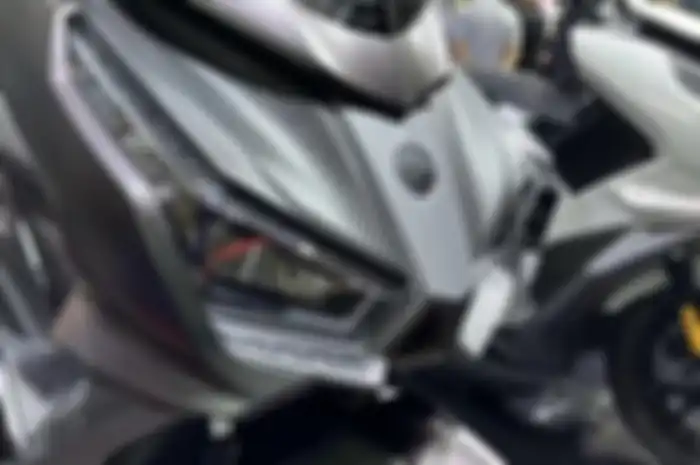 Pesaing berat Yamaha NMAX Turbo dan PCX 160, skutik bongsor SYM Cruisym 150 2025 resmi diluncurkan.