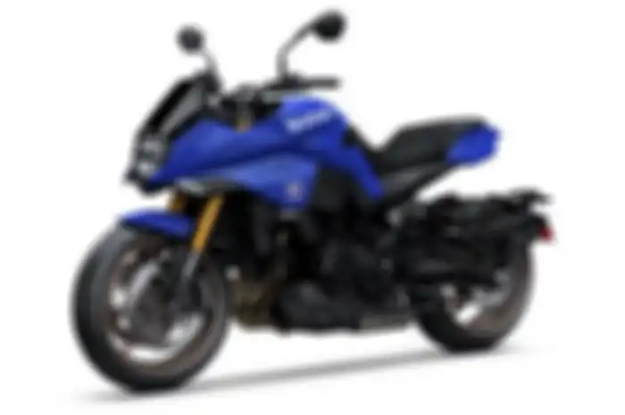 Tampak depan dan samping kiri motor baru Suzuki Katana 2025.