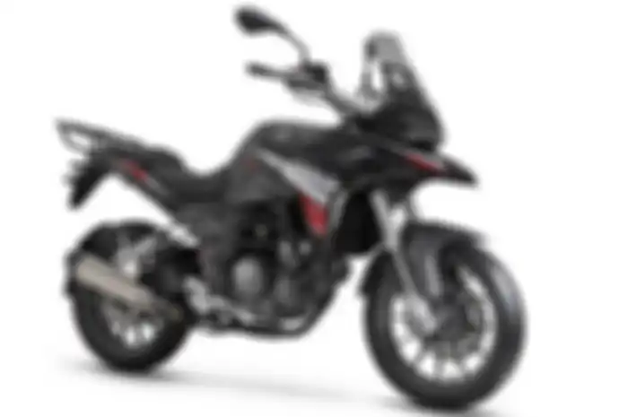 Benelli TRK251 motor adventure asal Italia calon pesaing Suzuki V-Strom 250 SX dijual lebih murah.