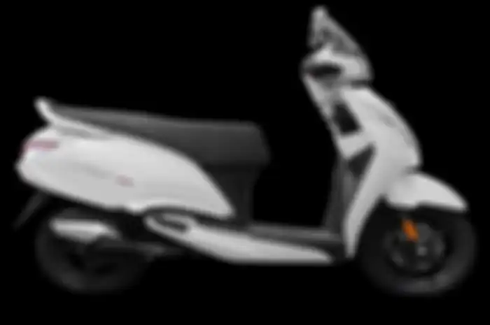 Tampak samping kanan motor baru TVS Callisto 125.