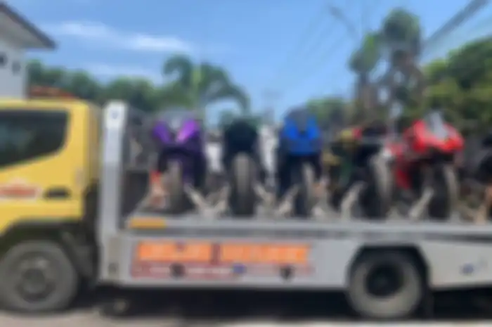 Ngeri Ini Deretan Motor Gede Doni Salmanan yang Dieksekusi Efek Terseret Kasus Pidana