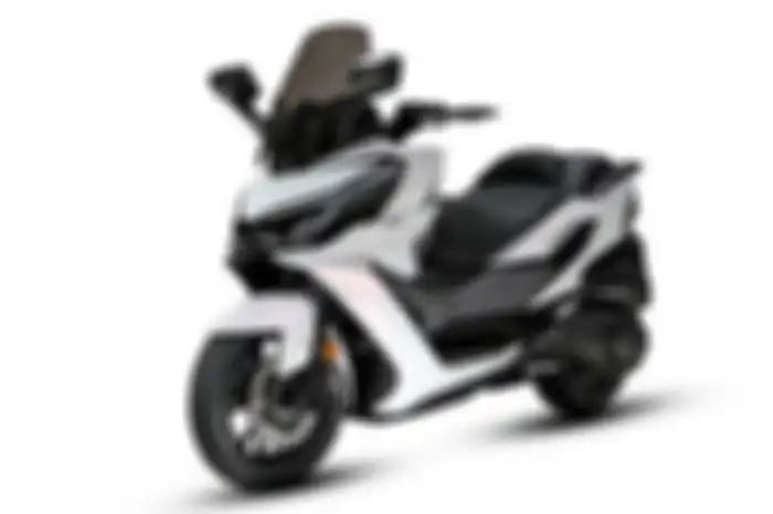 SYM Cruysm 400 skutik bongsor terbaru dengan fitur dan teknologi canggih desain mirip alien.