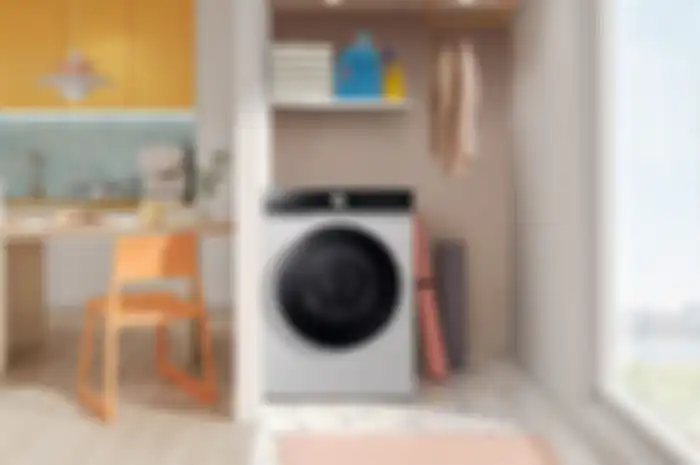 Samsung memperkenalkan Bespoke AI Washer & Dryer yang dilengkapi dengan fitur kecerdasan buatan untuk mempermudah pencucian baju rumah tangga