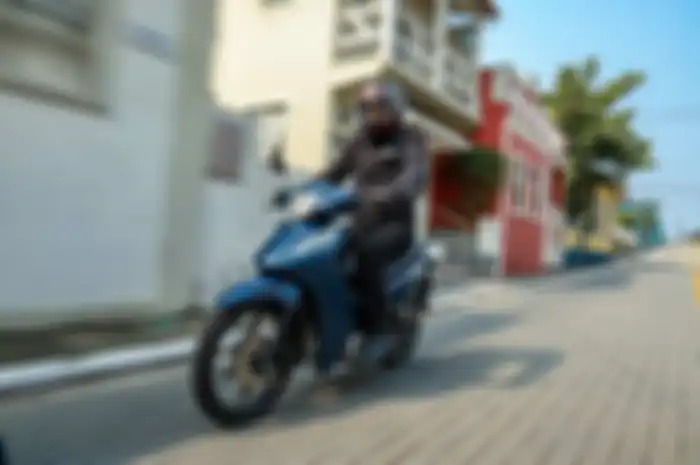 Cek konsumsi bensin Honda Supra bapak generasi terbaru 2025.