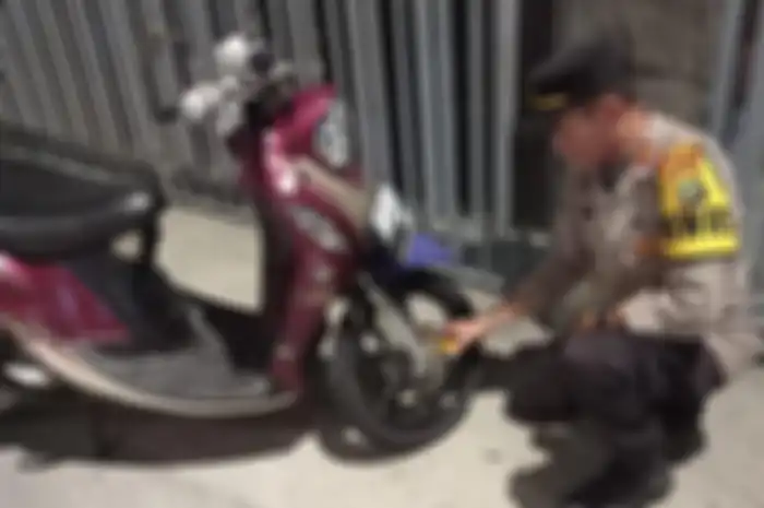 Puluhan Motor Warga Digembok Polisi di 15 Titik Lokasi di Jakarta Barat Begini Alasannya 