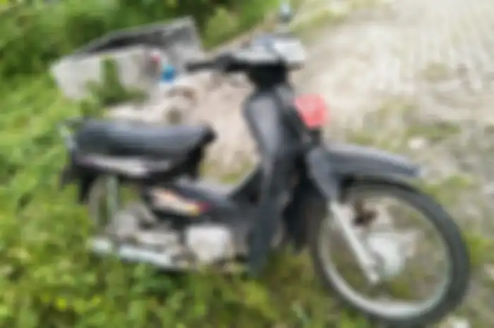 Honda Astrea Legenda menjadi salah satu motor murah yang dilelang dalam bentuk paket.