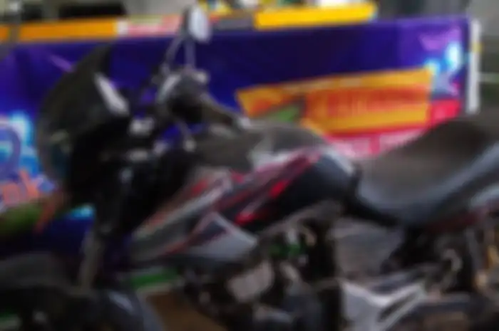 Honda Tiger kondisi siap pakai dokumen lengkap buka harga murah Rp 3 jutaan.