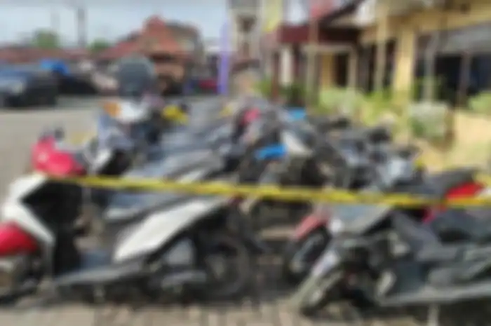 Honda BeAT, Yamaha Mio dan motor bodong lainnya diamankan di Polsek Pancur Batu dari rumah oknum anggota TNI.