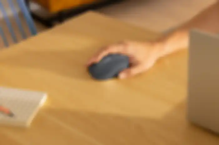 Logitech M196