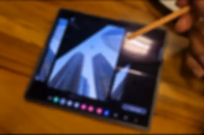 Fitur AI Sketch to image Samsung Galaxy Z Fold6