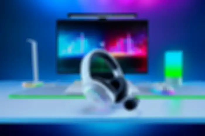 Razer telah meluncurkan Razer Barracuda X Chroma, sebuah headset gaming nirkabel yang dilengkapi dengan pencahayaan Razer Chroma RGB yang dinamis dan konektivitas multi-platform.