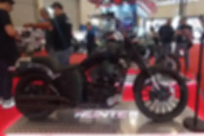Hunter Diablo 250 jadi motor murah Hampir-Davidson di IMOS. 