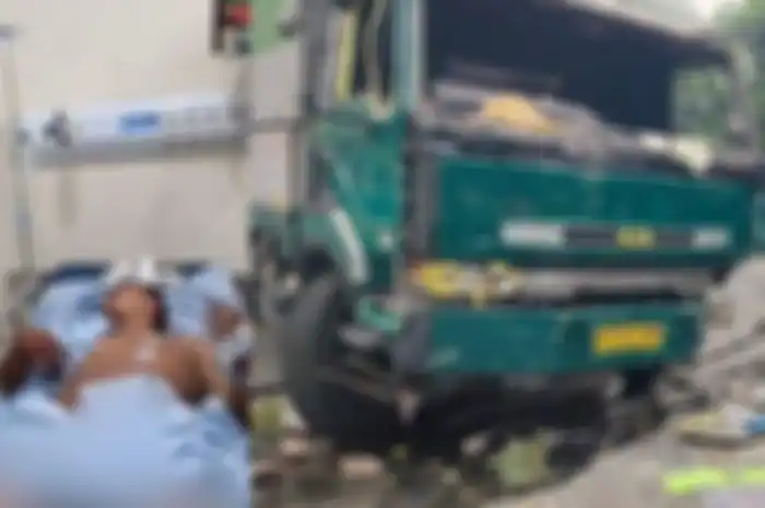 JFN (24) sopir truk yang tabrak puluhan kendaraan di Cipondoh Tangerang ditetapkan sebagai tersangka, terancam 10 tahun penjara.  